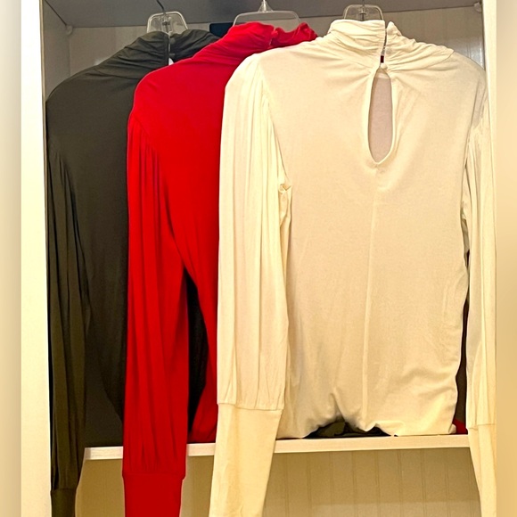 VENUS Turtleneck | Olive | M |Button Neck closure creates Beautiful Keyhole - Picture 9 of 12